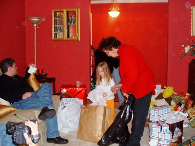 Christmas 2004 (28).JPG